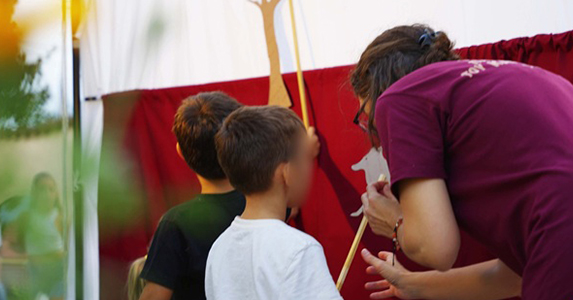 Εκπαιδευτικά προγράμματα για το θέατρο σκιών