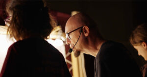 ο θίασός μας