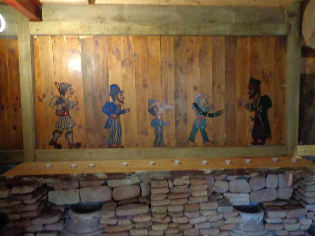 Έκθεση καραγκιόζη στη Βαμβακού